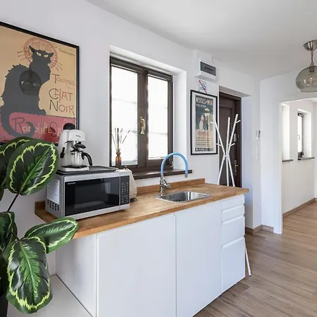 Tiny House - Maly Domek - Happy Hours Z Ogrodem * سوبوت